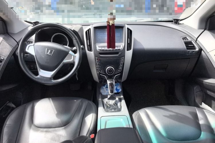 Used Luxgen U6 SUV 2014 1.8T Fashion Edition Center Console