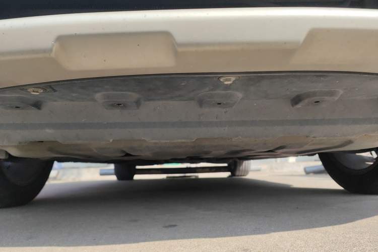 Used Luxgen U6 SUV 2014 2.0T ZhiZun Model Chassis Front