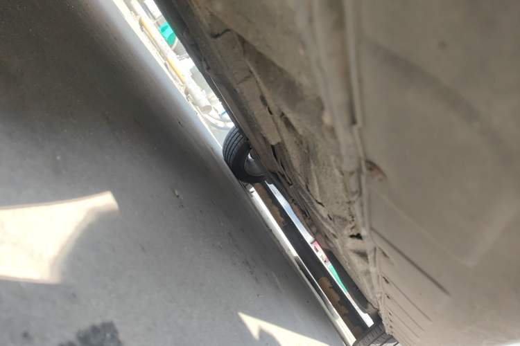Used Luxgen U6 SUV 2014 2.0T ZhiZun Model Chassis Front Left
