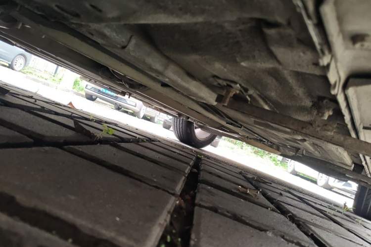 Used Luxgen U6 SUV 2014 2.0T ZhiZun Model Chassis Front Left