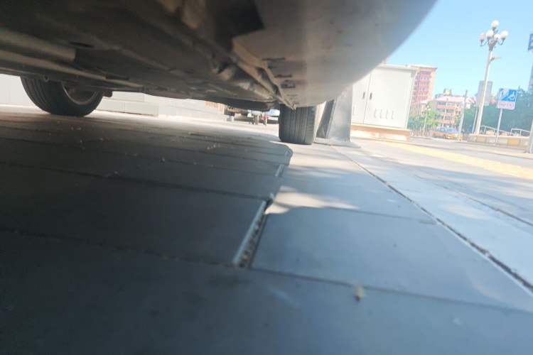 Used Luxgen U6 SUV 2014 2.0T Flagship Edition Chassis Front Left