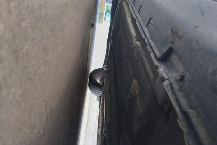 Used Luxgen U6 SUV 2014 1.8T ZhiZun Model Chassis Front Right