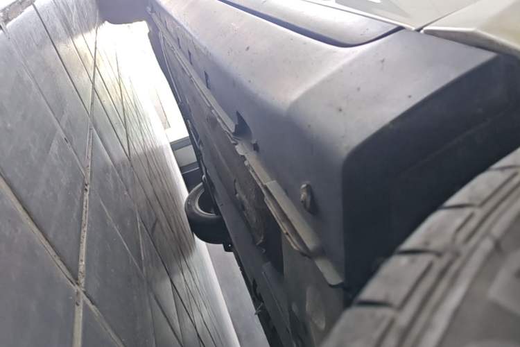 Used Luxgen U6 SUV 2014 1.8T Fashion Edition Chassis Front Right