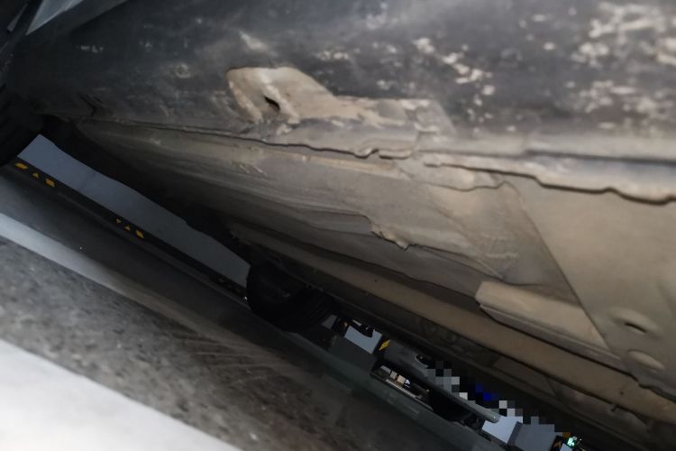 Used Luxgen U6 SUV 2014 1.8T Charm Version Chassis Front Right