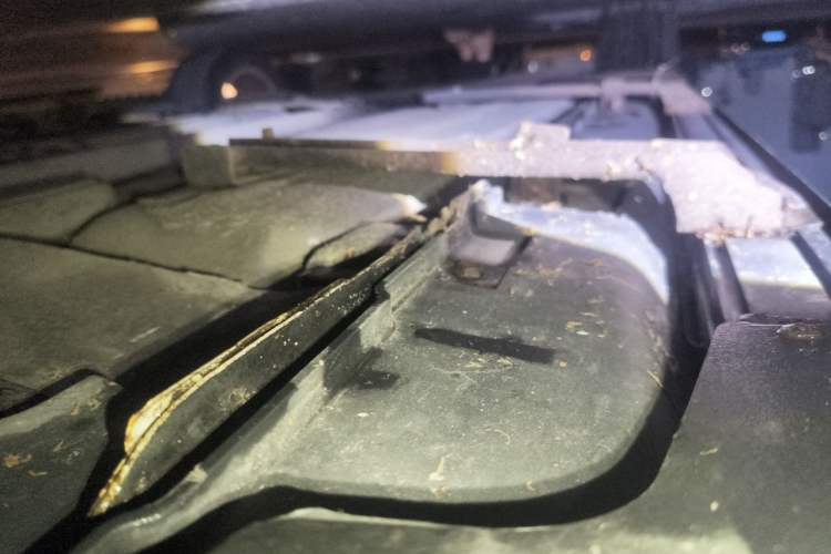 Used Luxgen U6 SUV 2014 2.0T ZhiZun Model Chassis Front Right