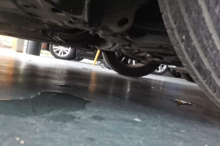 Used Luxgen U6 SUV 2014 2.0T ZhiZun Model Chassis Front Right