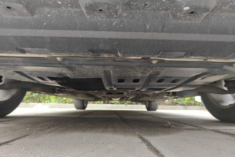 Used Luxgen U6 SUV 2014 2.0T Fashion Edition Chassis Front