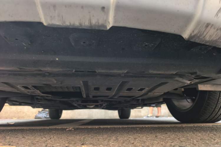 Used Luxgen U6 SUV 2014 1.8T Fashion Edition Chassis Front