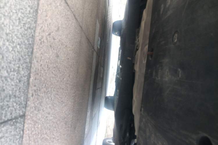 Used Luxgen U6 SUV 2014 2.0T ZhiZun Model Chassis Rear