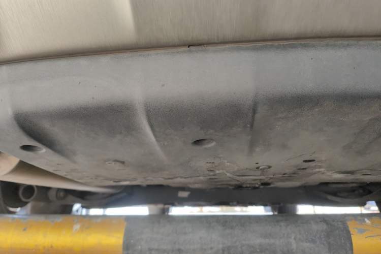 Used Luxgen U6 SUV 2014 2.0T ZhiZun Model Chassis Rear