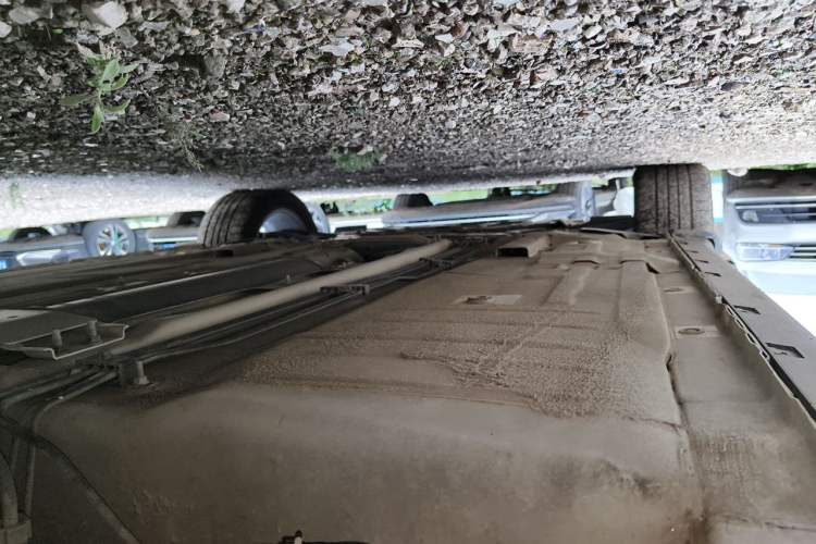 Used Luxgen U6 SUV 2014 1.8T Fashion Edition Chassis Rear Left