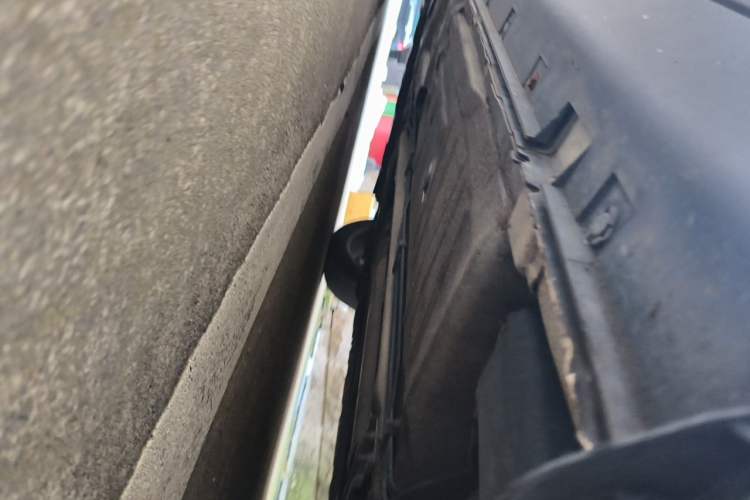Used Luxgen U6 SUV 2014 1.8T ZhiZun Model Chassis Rear Left