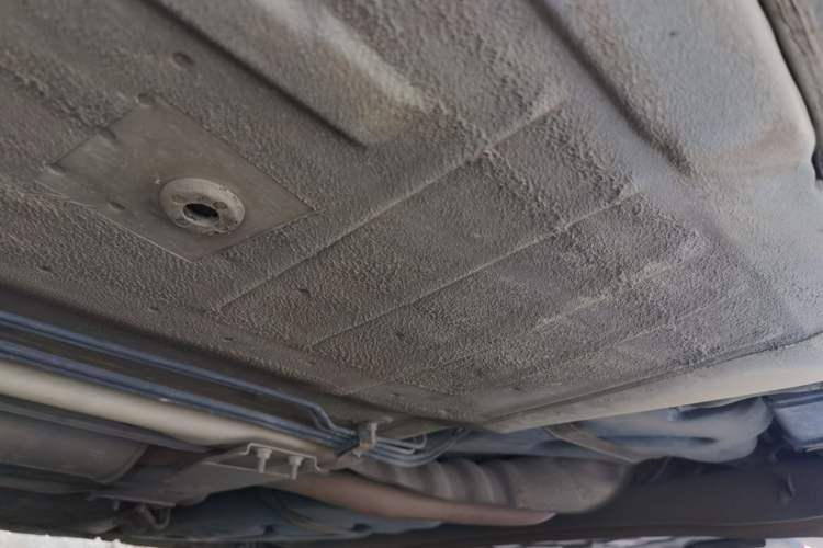 Used Luxgen U6 SUV 2014 2.0T ZhiZun Model Chassis Rear Left