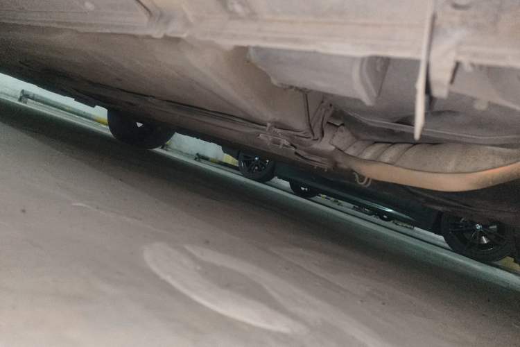 Used Luxgen U6 SUV 2014 2.0T Flagship Edition Chassis Rear Left