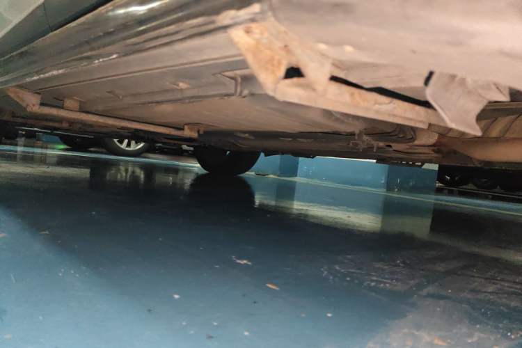 Used Luxgen U6 SUV 2014 1.8T Fashion Edition Chassis Rear Left