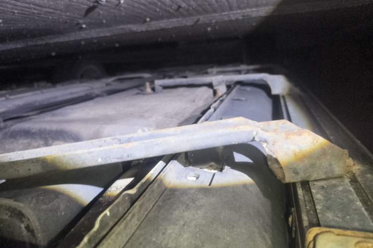 Used Luxgen U6 SUV 2014 2.0T ZhiZun Model Chassis Rear Left
