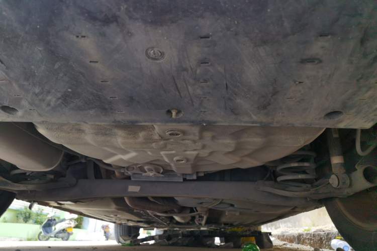 Used Luxgen U6 SUV 2014 2.0T ZhiZun Model Chassis Rear