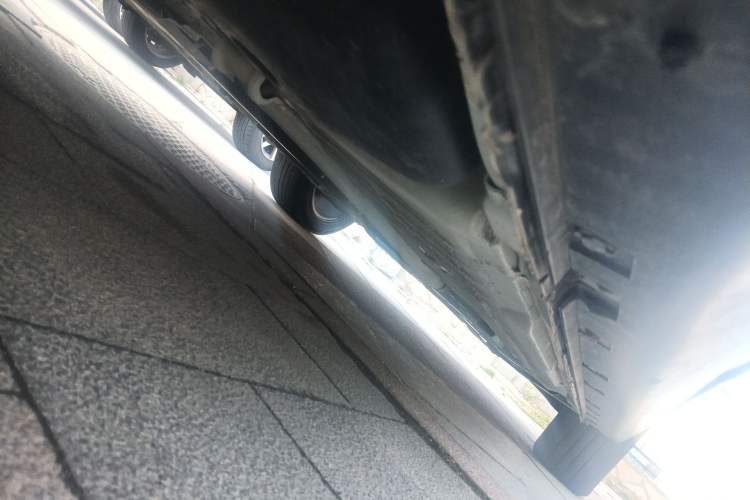 Used Luxgen U6 SUV 2014 2.0T ZhiZun Model Chassis Rear Right