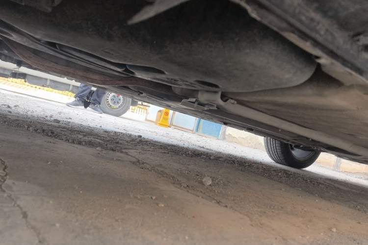 Used Luxgen U6 SUV 2014 1.8T Fashion Edition Chassis Rear Right