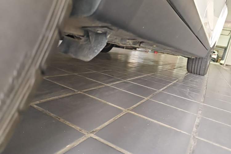 Used Luxgen U6 SUV 2014 1.8T Fashion Edition Chassis Rear Right