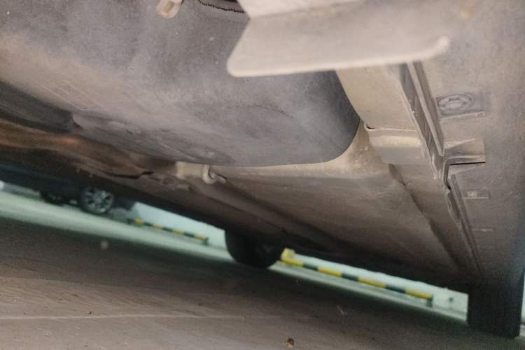 Used Luxgen U6 SUV 2014 2.0T Flagship Edition Chassis Rear Right