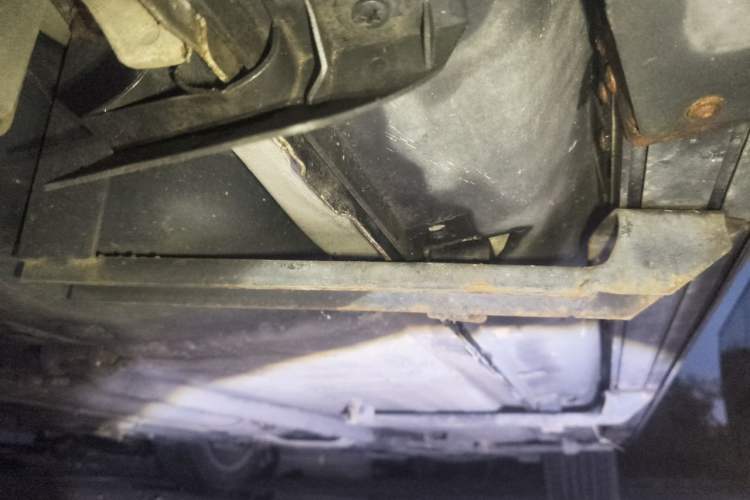 Used Luxgen U6 SUV 2014 2.0T ZhiZun Model Chassis Rear Right