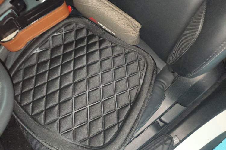 Used Luxgen U6 SUV 2014 1.8T Fashion Edition Driver Seat