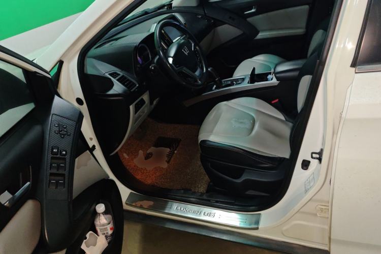 Used Luxgen U6 SUV 2014 1.8T ZhiZun Model Driver Seat