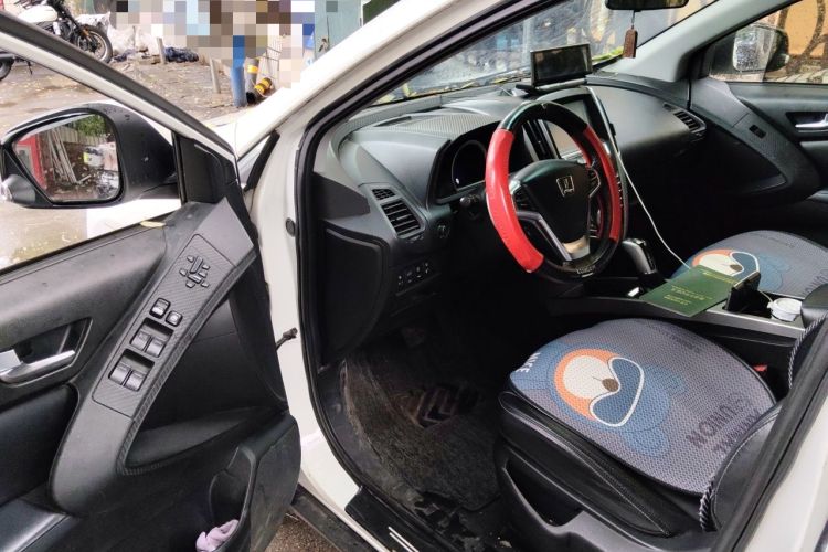 Used Luxgen U6 SUV 2014 2.0T ZhiZun Model Driver Seat