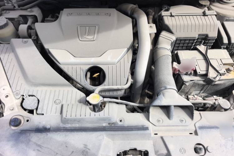 Used Luxgen U6 SUV 2014 1.8T Fashion Edition Engine Bay