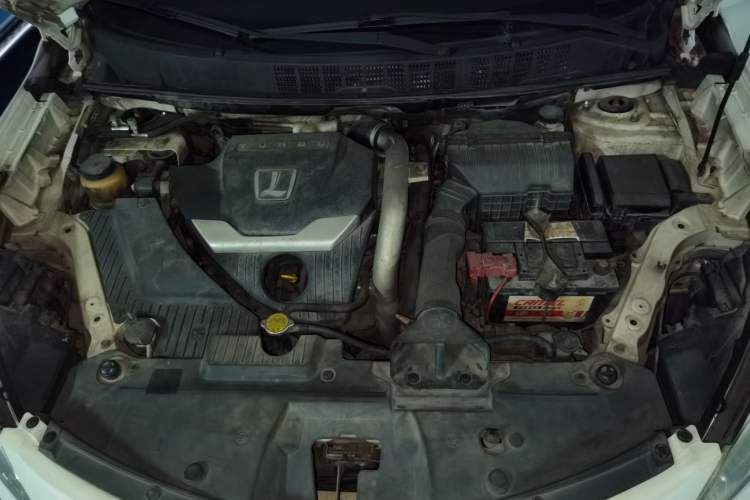 Used Luxgen U6 SUV 2014 1.8T Fashion Edition Engine Bay