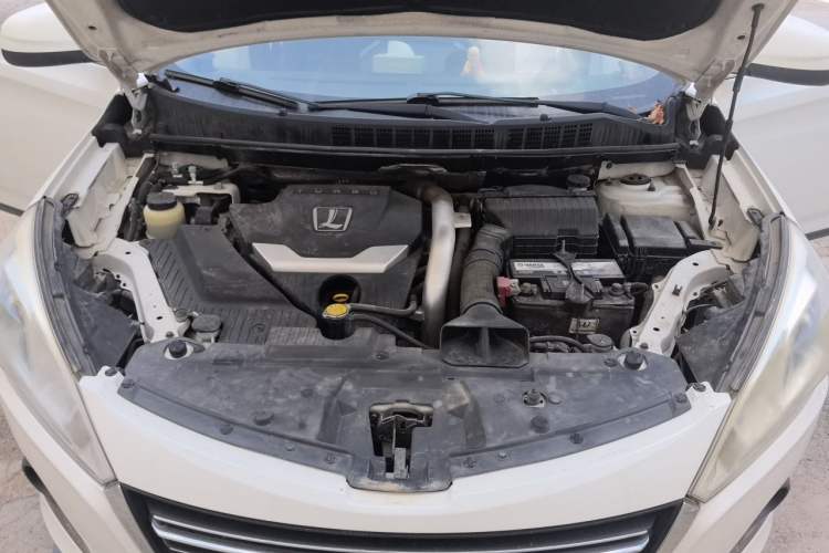 Used Luxgen U6 SUV 2014 1.8T Fashion Edition Engine Bay