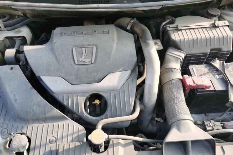 Used Luxgen U6 SUV 2014 1.8T Charm Version Engine Bay