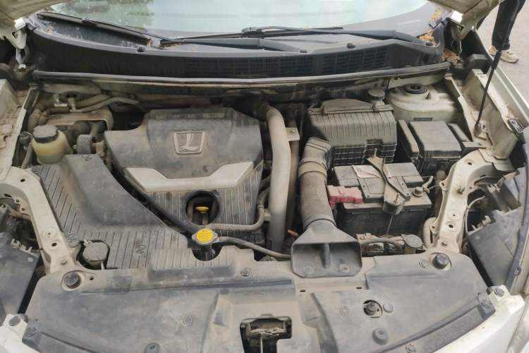 Used Luxgen U6 SUV 2014 1.8T Fashion Edition Engine Bay