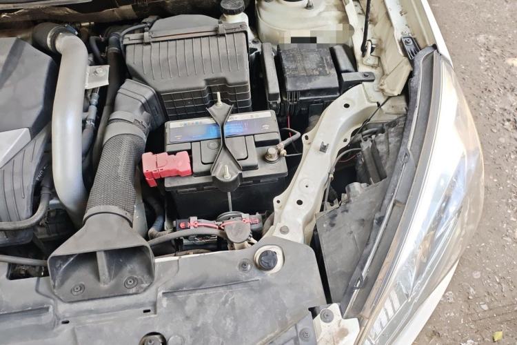 Used Luxgen U6 SUV 2014 1.8T Fashion Edition Engine Bay Left