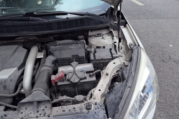 Used Luxgen U6 SUV 2014 1.8T Fashion Edition Engine Bay Left