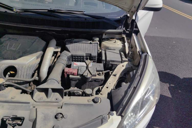 Used Luxgen U6 SUV 2014 1.8T Fashion Edition Engine Bay Left