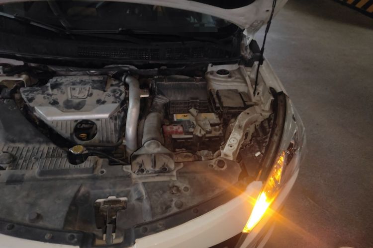Used Luxgen U6 SUV 2014 1.8T Fashion Edition Engine Bay Left
