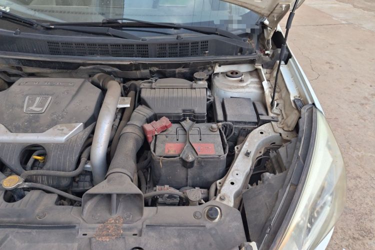 Used Luxgen U6 SUV 2014 1.8T New Innovation Type Engine Bay Left