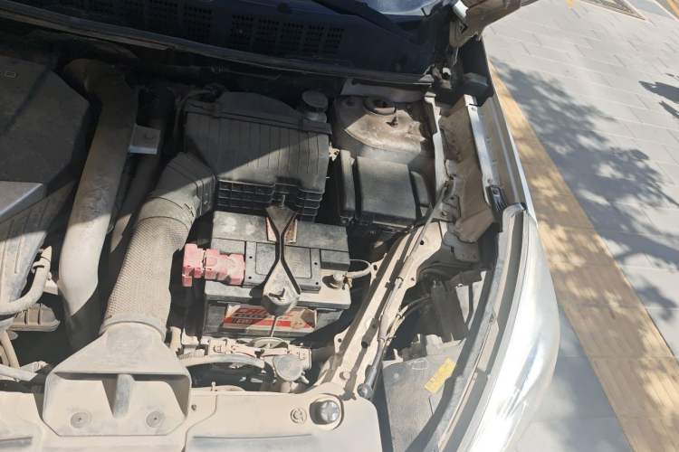 Used Luxgen U6 SUV 2014 2.0T Flagship Edition Engine Bay Left