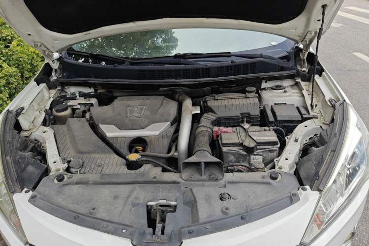 Used Luxgen U6 SUV 2014 1.8T Fashion Edition Engine Bay