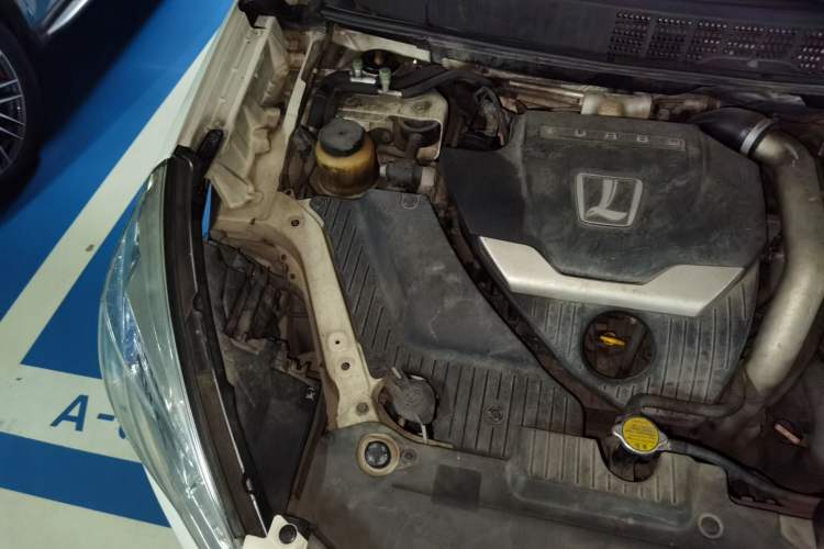 Used Luxgen U6 SUV 2014 1.8T Fashion Edition Engine Bay Right