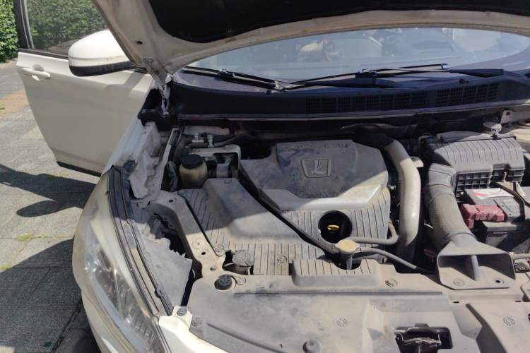 Used Luxgen U6 SUV 2014 1.8T Fashion Edition Engine Bay Right