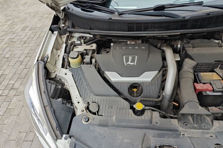 Used Luxgen U6 SUV 2014 1.8T New Innovation Type Engine Bay Right