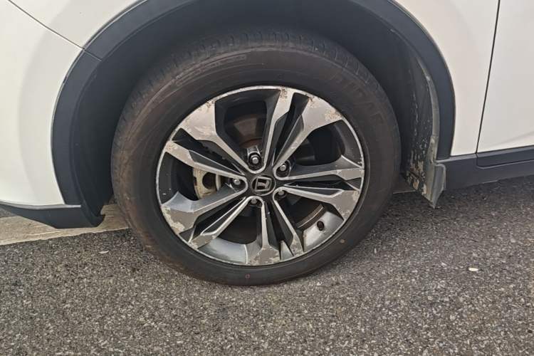Used Luxgen U6 SUV 2014 2.0T Fashion Edition Exterior 4