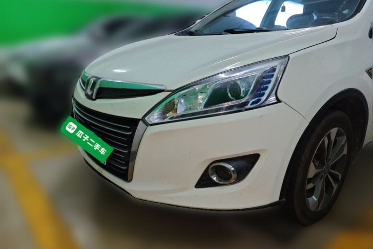 Used Luxgen U6 SUV 2014 1.8T ZhiZun Model Front