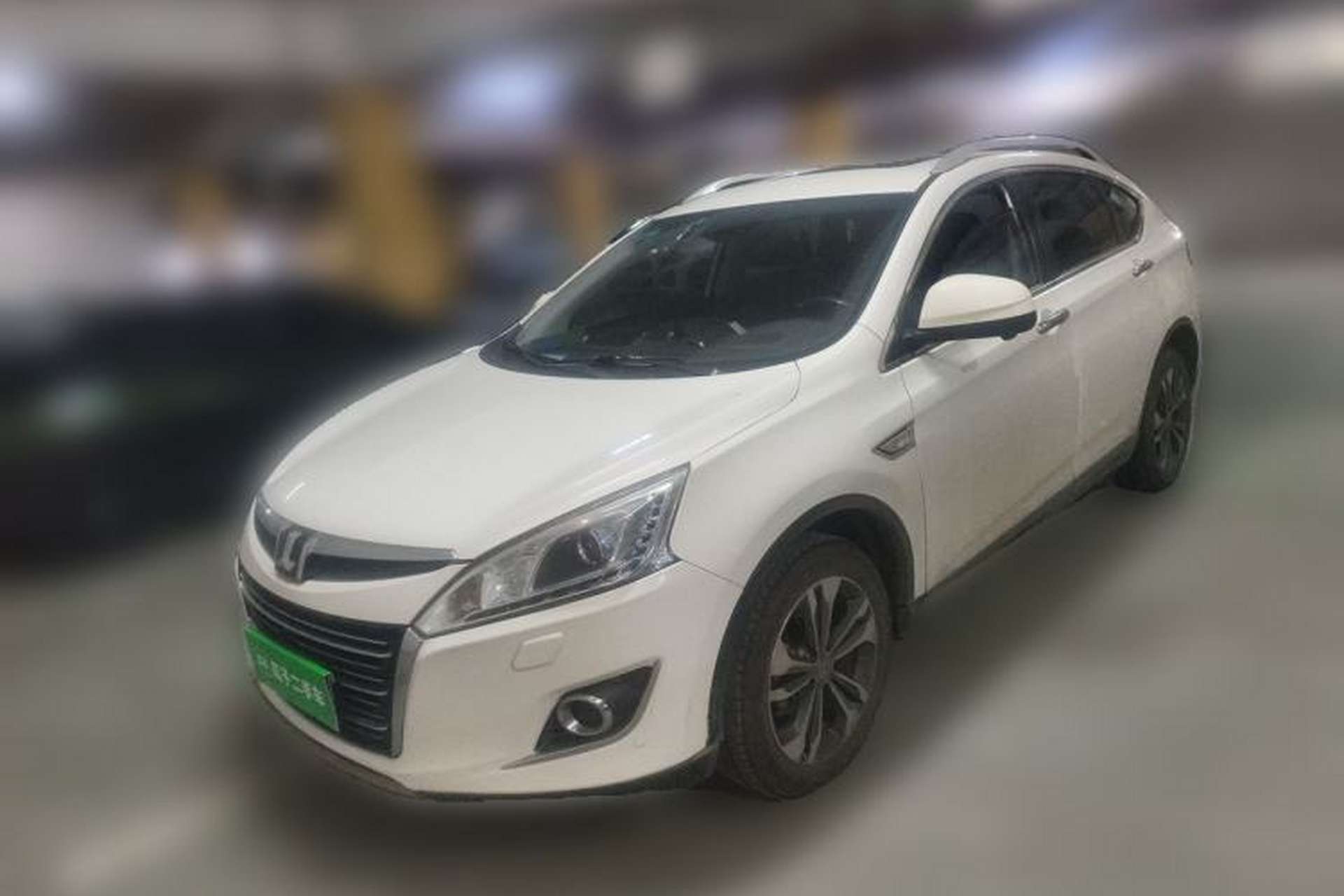 Used Luxgen U6 SUV 2014 2.0T Flagship Edition Front Left 45 Deg