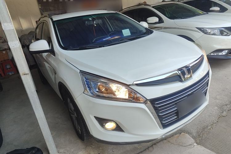 Used Luxgen U6 SUV 2014 1.8T ZhiZun Model Front Right 45 Deg