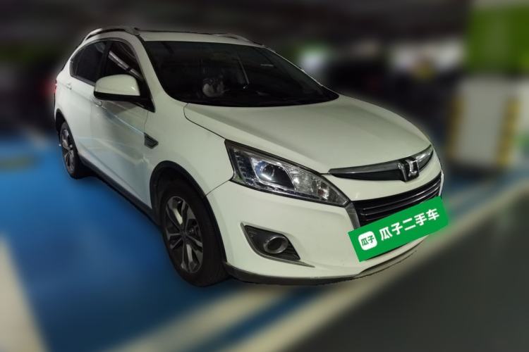Used Luxgen U6 SUV 2014 1.8T Fashion Edition Front Right 45 Deg
