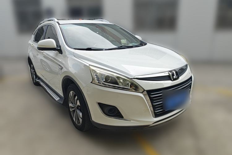Used Luxgen U6 SUV 2014 1.8T Fashion Edition Front Right 45 Deg